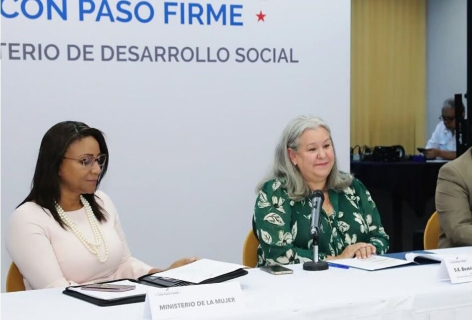 Recortes al Mides y cero inversión para el Ministerio de la Mujer en el proyecto de presupuesto 2026