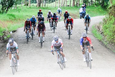 Tour de Panamá 2025: Franklin Archibold se impone en el sterrato y asume el liderato