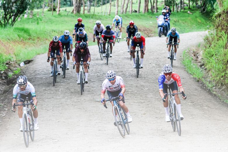 Tour de Panamá 2025: Franklin Archibold se impone en el sterrato y asume el liderato