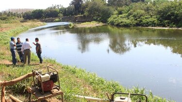 Se dificulta extracción de agua en el río La Villa para usarse en carnavales
