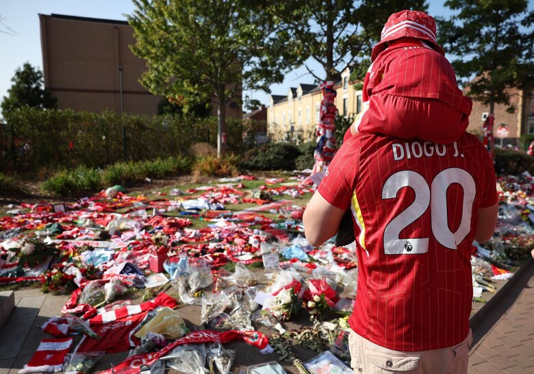 Liverpool y la Premier League rinden el homenaje más emotivo a Diogo Jota