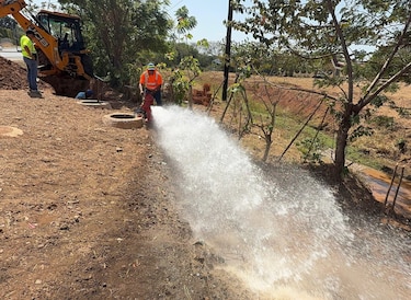 Chitré reclama agua tras meses de crisis; Ejecutivo rota sus figuras en el Idaan