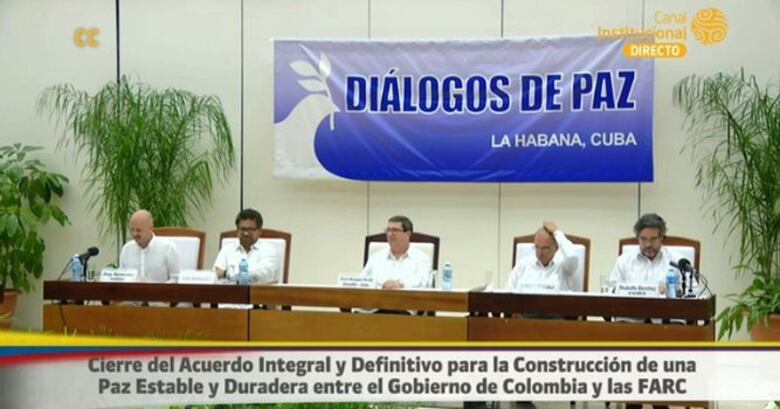 Colombia y las FARC logran acuerdo de paz; el plebiscito será el 2 de octubre