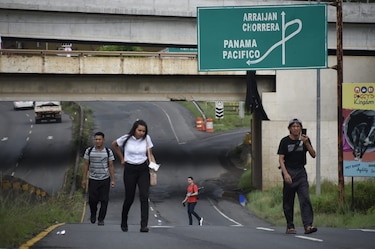 Se reactivan las manifestaciones este viernes 27 de octubre: estas son las vías que amanecen cerradas