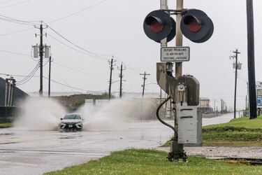 Tormenta Nicholas se convierte en huracán en su ruta a Houston