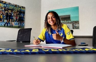 La panameña Lineth Cedeño es presentada como nueva jugadora del Hellas Verona femenino