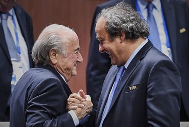 Policía suiza abre causa criminal contra Blatter; Platini está involucrado