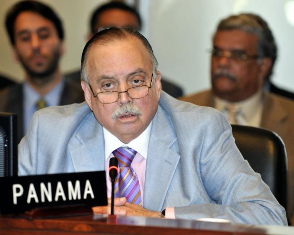 Presentan denuncia penal contra Cortizo por posible peculado, en el caso de las cirugías bariátricas