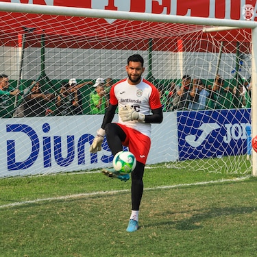 Panameño César Samudio se queda con el Marathón