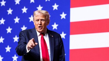 ‘Estamos sufriendo una invasión interna’: Trump justifica ante los altos mandos del ejército el despliegue de tropas dentro de EU