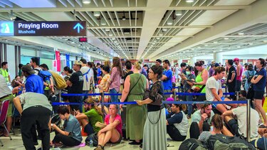 Extienden cierre de aeropuerto