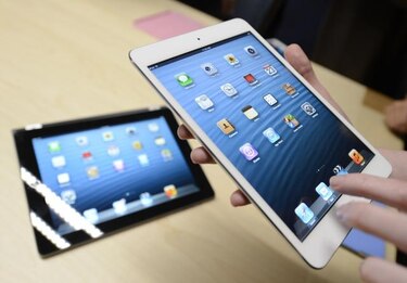 Fuerte demanda de iPad Mini de Apple y Surface de Microsoft