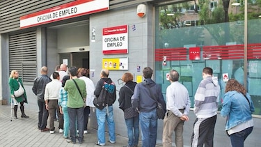 Destacan mejoría en el mercado laboral de España