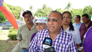 Vásquez justifica negociación con el PRD