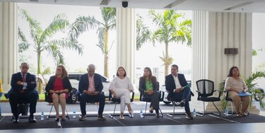 ‘No nos maten en vida, no les vamos a permitir que nos cuenteen’, le dicen los adultos mayores a los candidatos