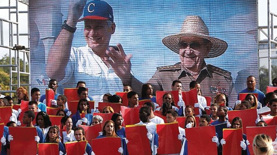 Miguel Díaz-Canel y Castro presiden actos del 1 de mayo en Cuba