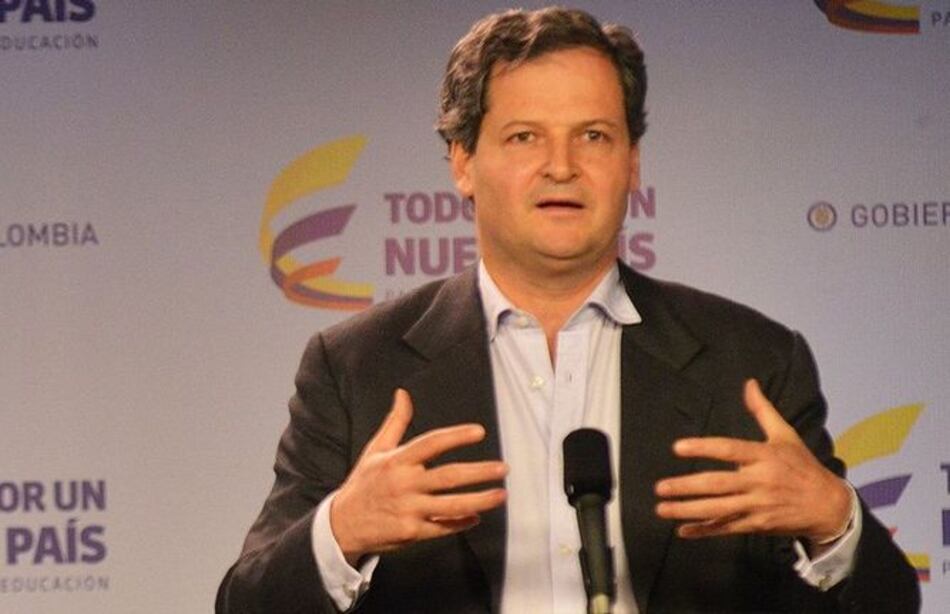 Colombia amplía el plazo para sacar las armas de campamentos de las FARC