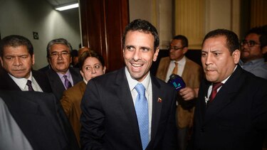Henrique Capriles logra apoyo de Perú a referendo revocatorio