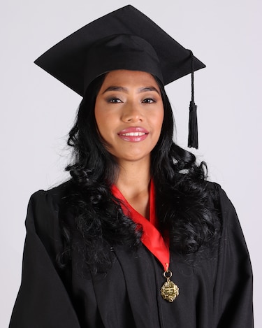 La Universidad de Panamá presenta a los graduados de su Facultad de Derecho y Ciencias Políticas