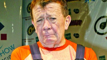 Chabelo se despide entre música y muchos regalos