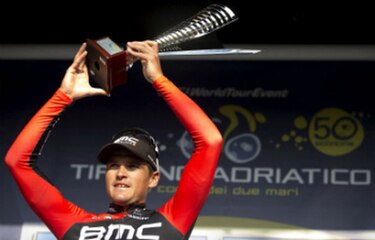 Van Avermaet gana la tercera etapa y es nuevo líder
