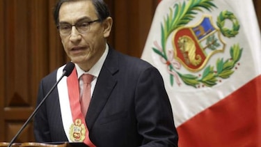 El Congreso de Perú destituye al presidente Martín Vizcarra