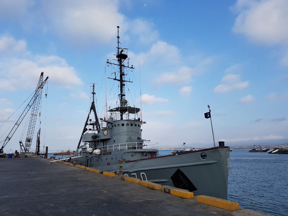 Buque de la Armada es aislado por temor al Covid-19 en Ecuador, que suma 13 casos