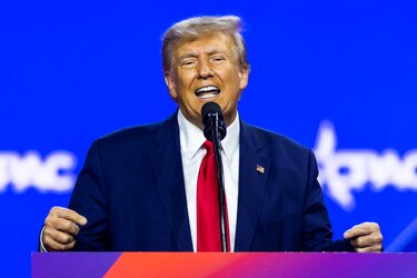 Citan a declarar a testigos del caso que podría llevar a la cuarta imputación de Trump