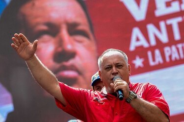 Líder chavista niega que Estados Unidos le confiscara $800 millones y deportara a su hija