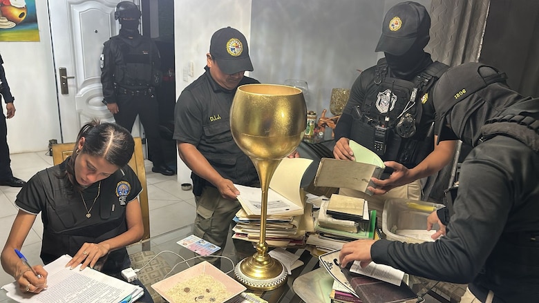 Vendían vehículos alquilados como reposeídos: nueve capturados