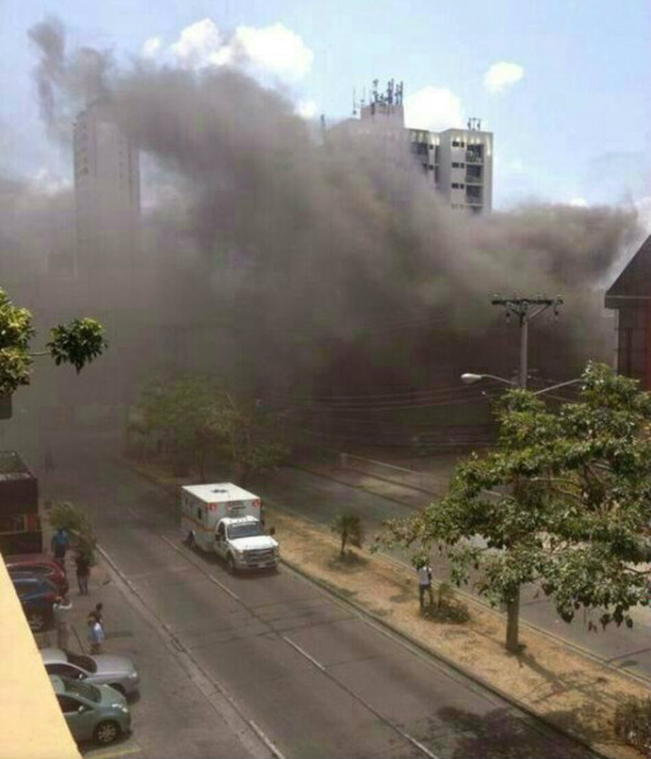 Incendio en planta eléctrica, Doit Center del Dorado