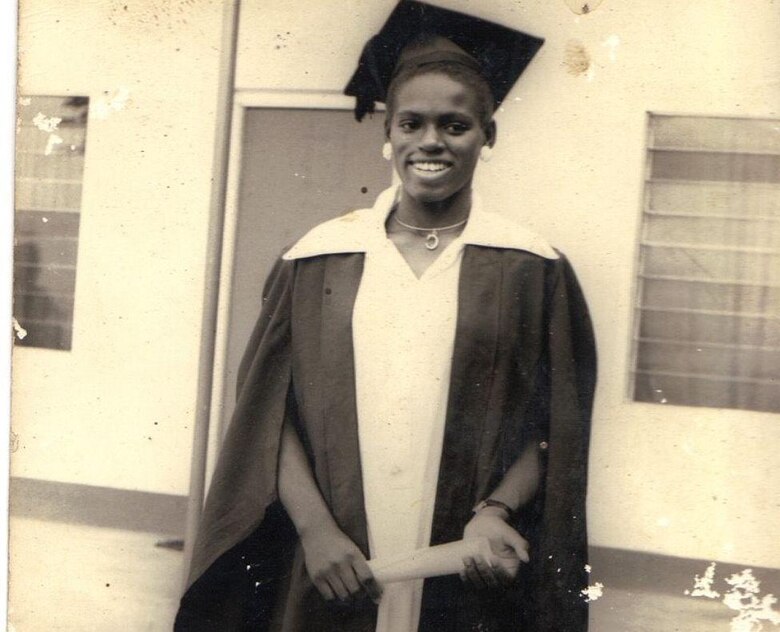 Ijeoma Uchegbu, la mujer que vivió con sus 3 hijas en un albergue para personas sin hogar y llegó a ser una reconocida científica