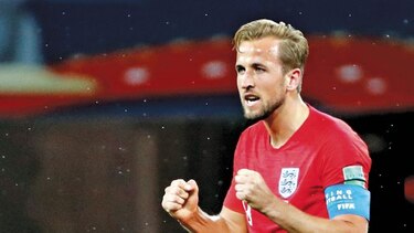 Inglaterra se apuntó victoria con goles de Kane