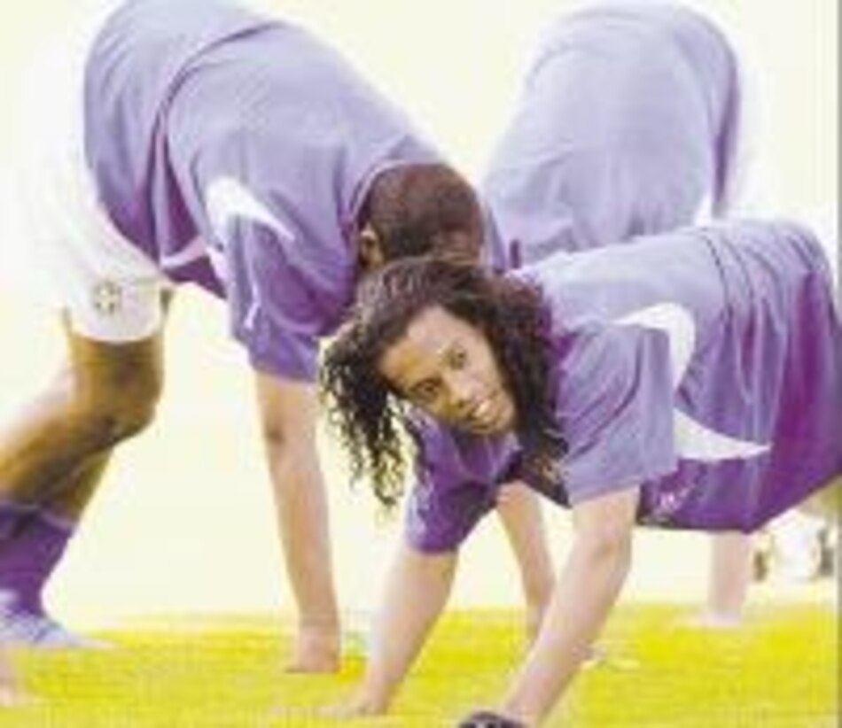 Brasil frente a Camerún en la Confederaciones