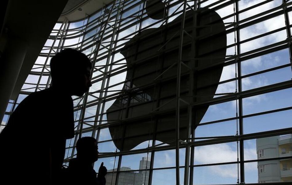 Ventas de teléfonos iPhone en China se desploman 20%