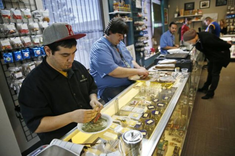 Tienda de ropa regala marihuana a clientes que ordenen camisetas por internet