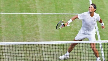 Djokovic avanza hacia su quinto Wimbledon