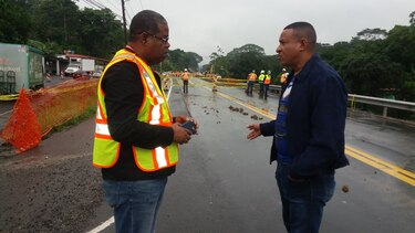 Se hunde un tramo de la vía Transístmica en Buena Vista de Colón
