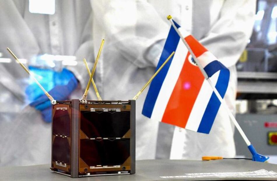 Termina construcción de primer satélite espacial centroamericano