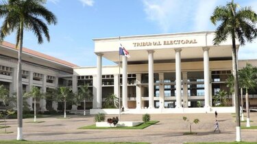 Candidatos están obligados a registrar ante el TE sus cuentas oficiales de redes sociales