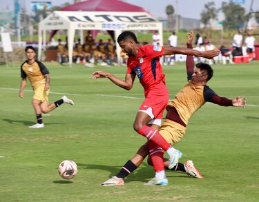 Panamá enfrenta a Universitario en su primer desafío del 2025