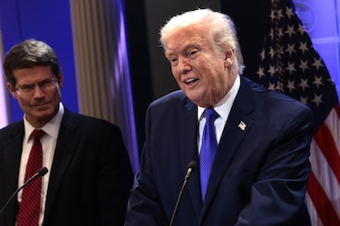 Trump amenaza con cortar el comercio e imponer un embargo a España por su postura con Irán