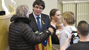 Piden captura internacional para secesionistas catalanes