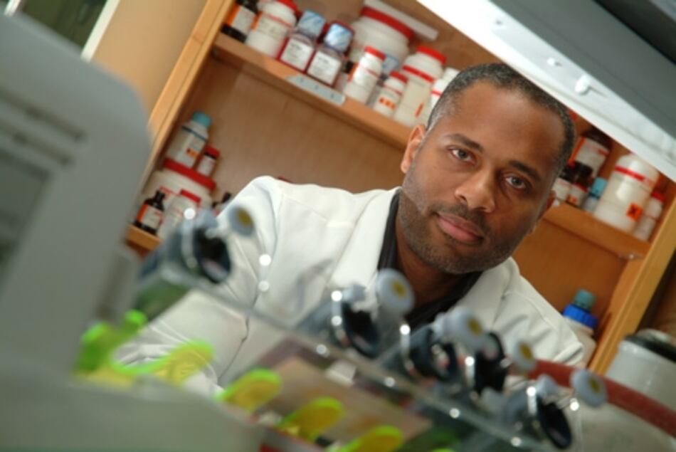 Guillermo Ameer, el panameño nombrado como ‘Investigador del Saber 2022′