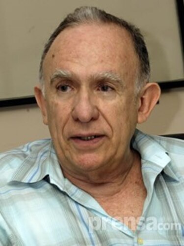 Zúñiga impulsa iniciativa para encarcelar a políticos mentirosos