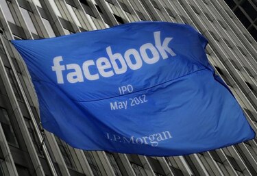 Programador critica a Facebook por sus ingresos publicitarios