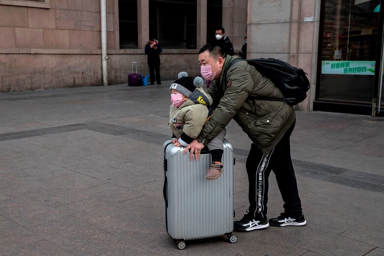 El virus se extiende; preparan la evacuación de extranjeros de China