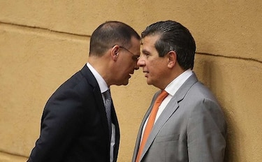 Pedro Miguel González niega forjar alianza con Marta de Martinelli