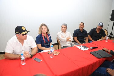 Comisión de alto nivel se reúne con sectores afectados por cierres en Bocas del Toro: ‘mucha gente depende del turismo’
