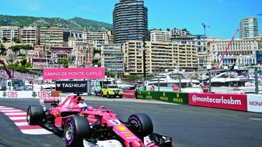 Vettel y Ferrari se imponen